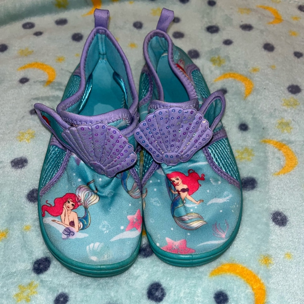 Ariel water shoes